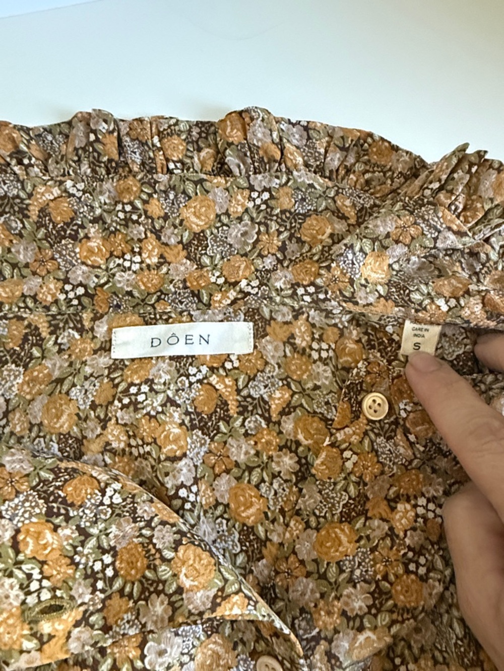 Doen silk blouse - Picture 4 of 5